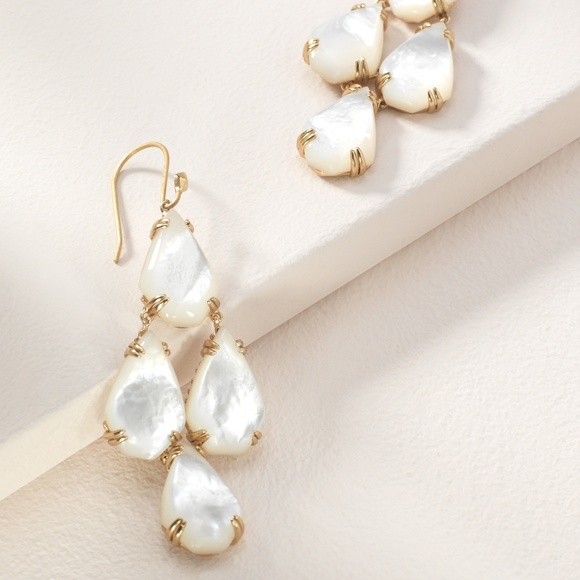 :: S&D Versatile 2-in-1 Pearl Drop Botanical Chandelier Earrings - Picture 7 of 10